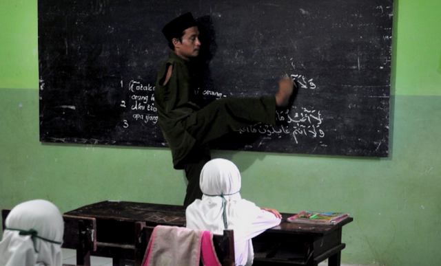 tetap gigih mengajar